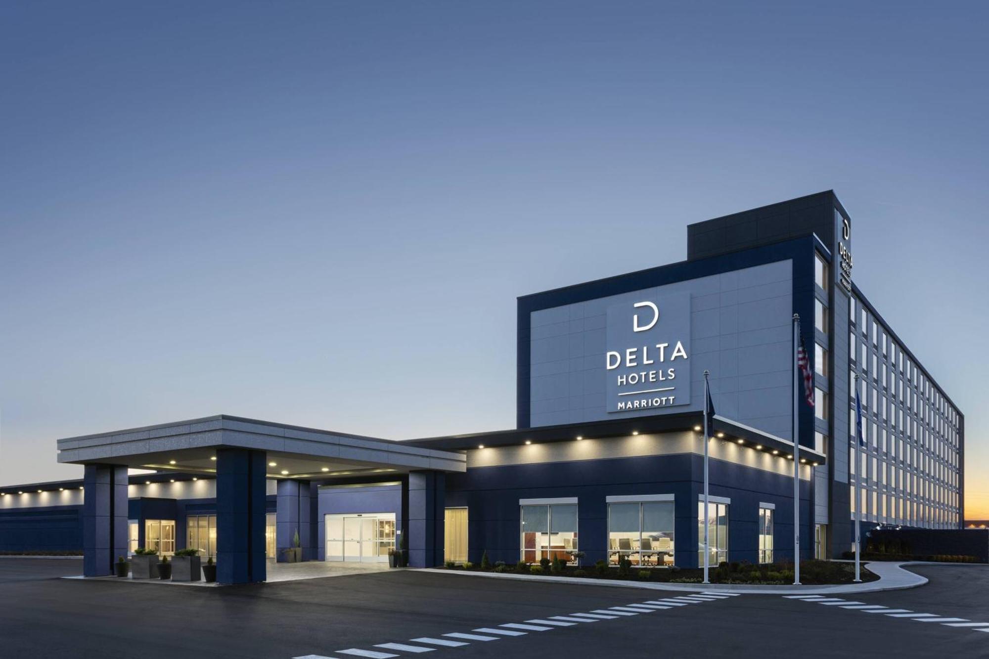 Delta Hotels By Marriott Indianapolis Airport Exterior photo